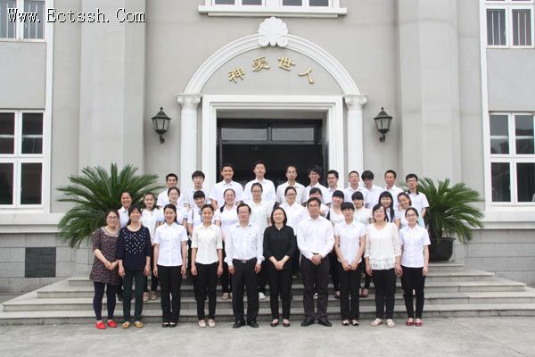 华东神学院新生参访浦东新区洁心堂 华东神学院新生参访浦东新区洁心堂